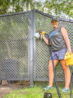 Simple lattice privacy screen - 100 Things 2 Do Door Mounted Spice Rack, Painted Canisters, Above Ground Pool Ladders, Free Building Plans