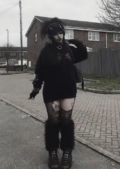 True Goth Outfits, Goth Knee High Boots Outfit, Gothic Daily Outfit, Goth Fashion Inspiration, Thick Emo Outfits, Goth Fitness Outfit, Cozy Black Outfit, Street Goth Outfits, Trad Goth Winter Outfit