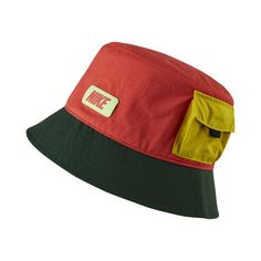 Trendy Bucket Hats, Buckethat Streetwear, Bucket Hat Street Style, Nike Bucket Hat, Vintage Bucket Hat, Streetwear Hats, Mens Bucket Hats, Streetwear Men Outfits