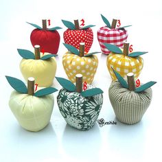 four apples with different patterns and sizes are shown in the same pattern as each other