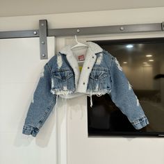 Bought This At A Pop Up Stand In La. Never Worn. Nwt. As You Can See I Paid 160 For The Jacket. Super Cute. The Sleeves Are 3/4 They Don’t Reach Your Wrists. Size Medium But Fits More Like A Small Because Of The Lining. White Cropped Denim Outerwear, Fitted Cropped Denim Jacket For Winter, Cropped White Winter Outerwear, White Cropped Outerwear For Winter, Pop Up Stand, Distressed Jean Jacket, Fits Clothes, Levi’s Jeans, Japanese Denim