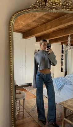 paige lorenze via ig stories Paige Lorenze, Ootd Autumn, Fly Outfit, Europe Outfits, Cozy Winter Outfits, Aesthetic Outfit Ideas, Vibe Clothes, Streetwear Style, Ig Stories