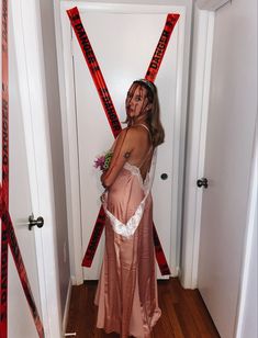 Carrie Fantasia, Carry Halloween Costume, Carrie Makeup Halloween, Carrie Cosplay, Carrie Costume Halloween, Carrie White Costume, Carrie Costume, Carrie Halloween