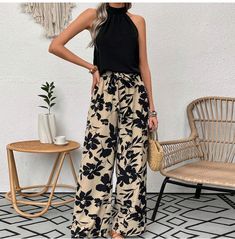 Mid 20s Fashion Outfits, Trendy Outfits 2020, Casual Trendy Outfits, Trendy Outfit Inspo, Outfits Dressy, Trendy Outfits Winter, Trendy Summer Outfits, Halter Tops, Print Pants