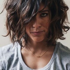 Carré long ondulé Christina Caradona, Hairstyle Curly, Curly Hair Cuts, Short Curly Hair, Hair Envy, Love Hair, Hair Today