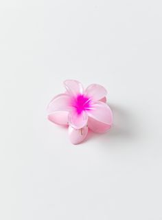 Hair clip  100% plastic   Alligator style clip  Flower design  Shine finish Spring Break Accessories, Pink Flower Clip, Popular Prom Dresses, Pink Hair Clips, Mermaid Bridesmaid, Claw Hair Clips, Festival Accessories, Hair Essentials, Clip Hair