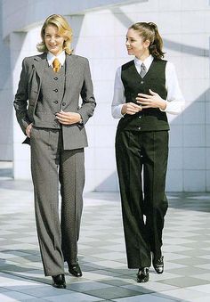 Mode Gossip Girl, Woman In Suit, Legally Blonde, Woman Suit Fashion, Business Attire, Mode Vintage, Suit Fashion, Character Outfits