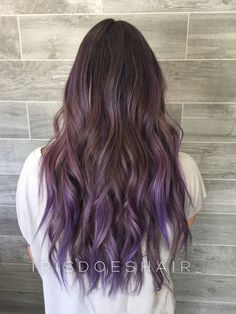 Lavender Hair Highlights, Lavender Hair Ombre, Purple Blonde Hair, Purple Grey Hair, Purple Balayage, Brown Ombre Hair, Colourful Hair, Balayage Hair Dark