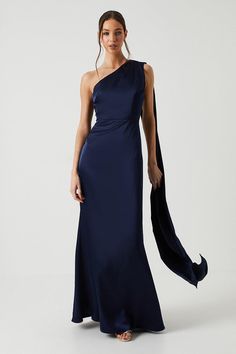 Navy Blue Dress Outfit, One Shoulder White Dress, Blue Wedding Guest Dresses, Bridesmaid Dresses Long Lace, Blue Dress Outfits, Navy Blue Gown, Navy Blue Bridesmaids, Indian Bridesmaid Dresses, Bridesmaids Dress Inspiration