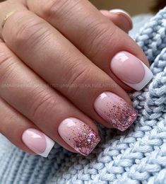 Baby Glitter Nails, Glitter Gel Nails, Fake Nails With Glue, Color Nails, Nail Designs Glitter, Pink Collar, Dipped Nails