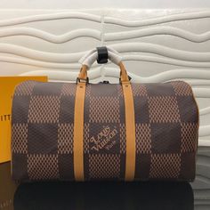 Size: Standard Size It comes with Dust box, Care manual, Tag, and Paper bag. Branded Handbags, Top Collection, Luxury Accessories, New Handbags, Christmas Sale, Grade 1, Exclusive Collection, Travel Luggage, Travel Bags