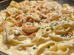 Classic Comfort Food: Creamy Shrimp Alfredo Fettuccine Made Easy. - NewsBreak Garlic Butter Lobster, Alfredo Fettuccine, Butter Lobster, Crispy Parmesan Potatoes, Perfect Pot Roast, Garlic Parmesan Potatoes, Shrimp Fettuccine, Baked Scallops