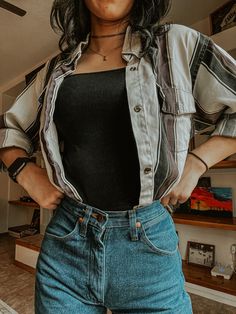 Western Outfits With Button Up, Western Button Up Outfit, Vintage Wrangler Outfits Woman, Vintage Wrangler Shirt Outfit, Vintage Western Button Up Shirt Outfits, Wrangler Button Up Outfit, Western Button Up Shirts Woman Outfits, Cottagecore Western Outfits