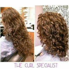 Curl Specialist, Curly Hair Techniques, Curly Hair Pictures, Curly Cut, Curly Haircut, Hair Colouring, Medium Curly, Hair Techniques