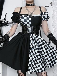 Aesthetic collection of dresses ranging from sweet lolita, fairy core, vintage, cottage and more! Ruffles, layers, lace, ribbons. Gothic Outfits, Fancy Outfits, Cosplay Outfits, Rave Outfits, Thigh High