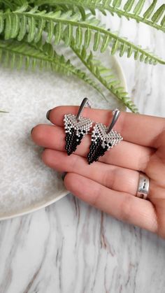 Elegant Triangle Sterling Silver Earrings, Silver Triangle Earrings For Party, Silver Triangle Party Earrings, Elegant Beaded Heart Earrings, Elegant Handmade Triangle Jewelry, Handmade Elegant Triangle Jewelry, Elegant Triangle Beaded Earrings Gift, Elegant Triangular Beaded Earrings For Gift, Elegant Triangle Beaded Earrings For Gift