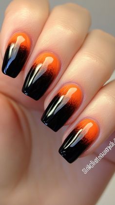 Create a striking Halloween look with short black and orange ombre nails. This gradient effect adds a bold, festive touch to your style. Click the pin and follow us for more eye-catching Halloween nail designs! #BlackAndOrangeOmbre #HalloweenNails #ShortNails #OmbreNails #NailArtIdeas Halloween French Tip Nail Designs, October Ombre Nails, Bright Colored Nail Designs, Halloween Nail Art Short Nails, Dipped Halloween Nails, Dip Halloween Nails, Orange And Black French Tip Nails, Dip Powder Nails Halloween