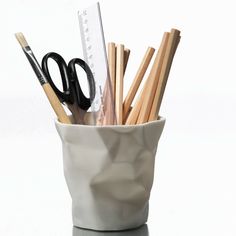 Essey Pencil Vase, Pen Pencil Holder, Pen Pen, Pencil Cup, White Pen, Desk Tidy, Pen Design, White Pencil, Stationery Organization