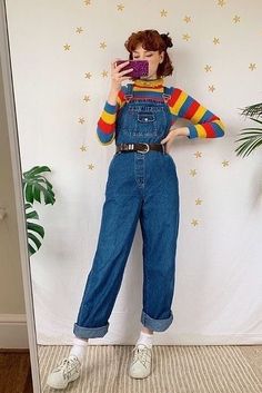 Artsy Girl Outfit, Artsy Outfit Ideas, Artistic Outfits, Outfit Ideas Colorful, Artsy Girl, Overall Outfit, Overalls Outfit, Artsy Style