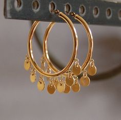 Gold Bali, Golden Jewellery, Earrings Aesthetic, Jewellery Indian, Bridal Gold Jewellery Designs