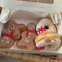 Christmas Donuts, Christmas Dreaming, Cosy Christmas, Christmas Feeling, Christmas Inspo, Warm Christmas, Christmas Wonderland, Christmas Mood, Christmas Aesthetic