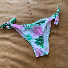 Brand New Never Worn! Beautiful Pink And Green Flamingo Print Cheeky Bottoms And Tie Sides. Super Soft Material. Full Coverage Swim Bottoms, Flamingo Print, Bandeau Top, Tankini Top, Blue Lace, Soft Material, Womens Swim, Pink And Green, Flamingo