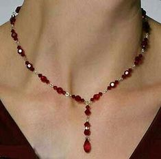 Red Beads, Swarovski Crystal Necklace, Necklaces Jewelry, A Necklace, Swarovski Jewelry, Bead Jewellery, Jewelry Patterns, Jewelry Projects