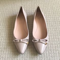 Beautiful Soft Pink Ballet Flats With Bow And Gold Metal Detail. Worn Once Or Twice So Like New. Tiny Scuff On Left Front Toe. See Close Up Of Toes. Pink Ballet Flats, Metal Detail, Kate Spade Shoes, Flat Color, Flat Shoes Women, Soft Pink, Ballet Flats, Pink And Gold, Loafer Flats