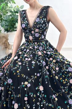 Sleeveless V Neck Colorful Sequin Floral Black Dress Floral Embroidered V-neck Evening Dress, Floral Embellished V-neck Gala Dress, Floral Embellished V-neck Dress For Gala, Floral Embroidered V-neck Prom Evening Dress, Floral Print Sleeveless Evening Dress For Party, V-neck Floral Embroidered Evening Dress For Prom, Floral Embroidered V-neck Evening Dress For Prom, V-neck Gala Dress With Floral Embroidery, V-neck Evening Dress With Floral Embroidery For Prom