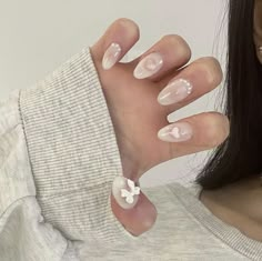 Cute sweet chic charming Charms gems accessories Bow ribbon Nails nail inspiration fashion designs ribbon white ribbons nail inspo 3D 3Ddesign print Nail Bow, Resin Nails, Pearl Nail, Butterfly Bow, Nails Now, Pearl Nails