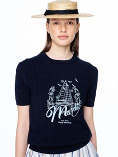 This is a casual and trendy top by MARDI MERCREDI that is made out of high quality and sturdy material. With distinctive mood of the design and comfortable wear, you can style it for your casual summer outfit.- Graphic embroidery on the front- Classic cable knit pattern overall- Trendy and feminine mood Blue Knit T-shirt For Summer, Marine Style Cotton Crew Neck Top, Casual Crew Neck T-shirt With Knit Fabrication, Summer Marine Style Cotton Tops, Marine Style Cotton Tops For Summer, Navy Cotton Marine Style Tops, Navy Marine Style Cotton Top, Summer Crew Neck Knit Top, Trendy Crew Neck Knit Top For Summer