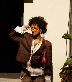 Earthy Black Woman, Library Photoshoot, Academic Aesthetic, Fits Inspiration, Long Pants Outfit, Woman Outfit, Black Femininity, Simple Fits, Aesthetic Black