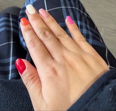 Lesbian Color Nails, Lesbian Nail Ideas, Lesbian Nails Design, Lgbt Nails, Lesbian Nails