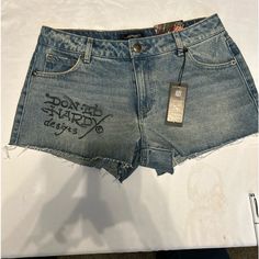 Questions? Leave A Comment Below! Ed Hardy Women’s Denim Jean Shorts Size 30 Born Free Design Daisy Dukes Swallow Born Free, Daisy Dukes, Denim Jean Shorts, Short En Jean, Ed Hardy, Denim Jean, Jeans Denim, Denim Women, Jean Shorts