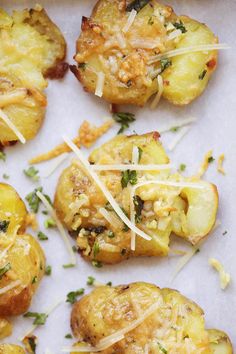 Garlic Parmesan Smashed Potatoes - Rasa Malaysia