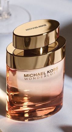 Michael Kors Wonderlust, Michael Kors Perfume, Maquillage Yeux Cut Crease, Perfume Bottle Design, نظارات شمسية