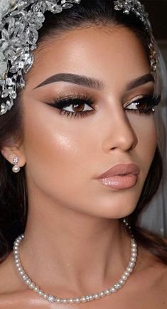 Glam Bride Makeup, Soft Bridal Makeup, Makeup Artist Course, Maquillage Yeux Cut Crease, Wedding Makeup Bride, Glam Bride, Soft Makeup Looks