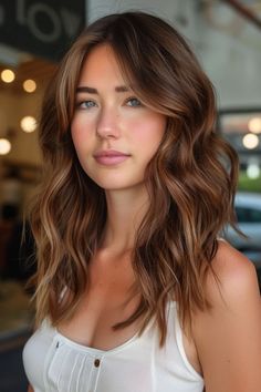 Solid Color Fall Hair, Hair Color For Light Skin Brown Eyes, Hair Color No Highlights, Best Hair Color For Pink Skin Tone, Autumn Hair Colors For Blondes, Hair For Pale Skin Green Eyes, Winter Hair Color For Pale Skin, Fall 2024 Hair Color Trends, Light Chestnut Brown Hair Color