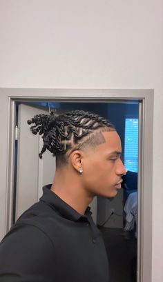 6 Braids Hairstyles Black Men, Locs With Fade, Invisible Locs Men, Black Men Twist Hairstyles, Locs Hairstyles Men, Twists Black Men Hair, Two Strand Twist Hairstyles