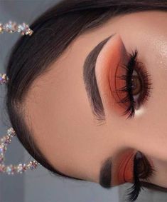 Pink Eye Makeup Looks, Makeup History, Makeup At Home, Blue Smokey Eye, Eyeshadow Tips, Eye Makeup Looks, Fall Makeup Looks