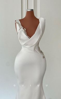 Elegant V-neck Gown With Rhinestones, Elegant Dress With Rhinestones And Sweetheart Neckline, Elegant Dress With Sweetheart Neckline And Rhinestones, Elegant Rhinestone Gala Gown, Formal Evening Dress With Rhinestones And Sweetheart Neckline, Elegant Gown With Asymmetrical Neckline For Prom, Elegant Gown With Mermaid Hem For Banquet, Elegant Evening Dress With Rhinestones For Gala, Elegant Evening Dress With Asymmetrical Neckline For Wedding