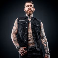 Classic black Idolmaker Denim Vest with stretch for comfort and movement. #WORNSTAR #wornstarclothing #Idolmakervest #blackdenimvest #bikerstyle #rockinspired #classicstyle #FashionEssential #ComfortableStyle Wornstar Clothing, Black Denim Vest, Rock Clothing, Rockstar Jeans, Biker Style, Rock N, Fashion Essentials, Denim Vest, Comfortable Fashion