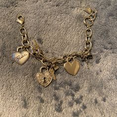 Brand New Without Tag Guess Charm Bracelet !! Add This Gorgeous Warm Candy To Your Collection Guess Jewelry, Chunky Bracelets, Charm Jewelry, Womens Jewelry Bracelets, Charm Bracelet, Women Jewelry, Candy, Brand New, Bracelet