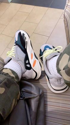 Yeezy Wave Runner, Wave Runner, Shoes Outfit Fashion