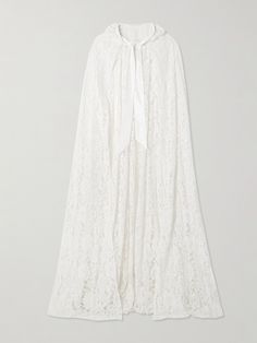 Add drama to your special day with Halfpenny London's gorgeous 'Dean' cape. Cut from lace at the label's London-based atelier, it has a draped hood and ties with tonal twill ribbons. Wear it to elevate a simple dress that you can wear beyond the wedding. Chic Wedding Lace With Lace Trim, Halfpenny London, White Cape, Lace Cape, London Outfit, Flat Dress Shoes, Dress Flats, Exclusive Dress, Simple Dress