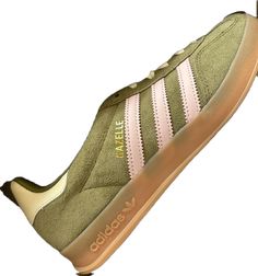 Strawberry Matcha Adidas, Strawberry Matcha Gazelle, Strawberry Matcha, Clothes Wishlist, Outfit Inspo Casual, Adidas Outfit, Aesthetic Shoes, Adidas Gazelle, Senior Year