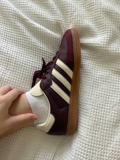 Adidas Samba Maroon Outfit, Adidas Samba Colours, Colorful Shoes Aesthetic, Cherry Red Sambas, Cherry Sambas, Adidas Samba Maroon, Maroon Sambas Outfit, Red Adidas Samba, Colored Sambas