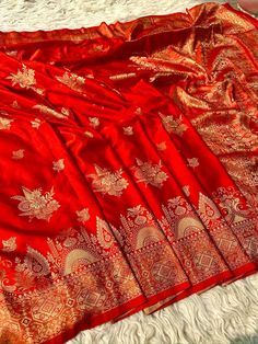 🏻 Name — Banarasi Saree 👉🏻 Description — Latest Arrival Exclusive Fancy Banarasi Mix Mashru Silk Saree With All Over Double Zari Woven Available At Manufacturing Price 👉🏻 Fabric — Banarasi Semi Mashru Silk 👉🏻 Fabric Type — Soft [ Dyeable ] 👉🏻 Quality — Best In Class 👉🏻 Care — Do Not Bleach [ Dry Clean ] 👉🏻 Measurement — 6.5 Meter With Blouse 👉🏻 Price — At Manufacturing Rate [ Do Message For Price ] 👉🏻 Note — Any Colour & Colour Combination Can Be Dye According To The Customer's Requir...