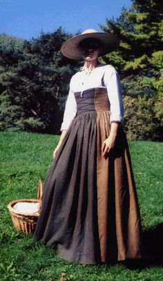 Flemish gown reversed to alternate color Pilgrim Outfit, 17th Century Clothing, Linen Gown, Convent School, Historical Clothes, German Outfit, Working Women, Dress Tutorials, Century Clothing