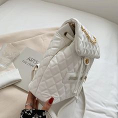 • Luxury White Leather Backpack, Creme White, Handbag Boutique, Quilted Bags, Luxury Backpack, Vegan Leather Backpack, Flap Backpack, Quilted Backpack, Leather Backpacks